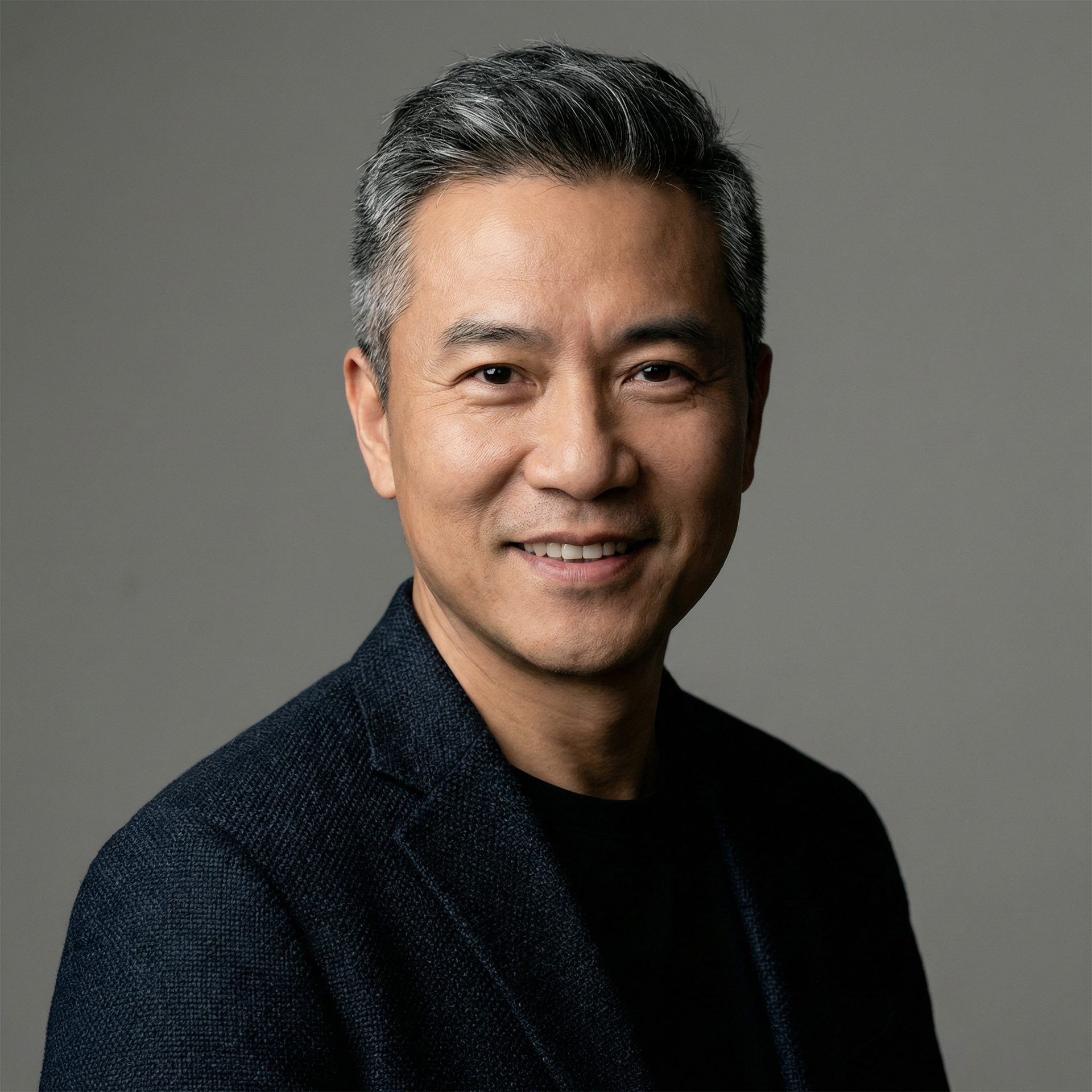 蜜桃传媒视频导演顾问陈志远